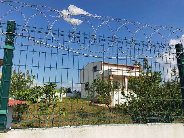 პანელური ღობე